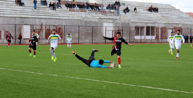 Yıldızeli Birlikspor Fırtına Gibi Esti