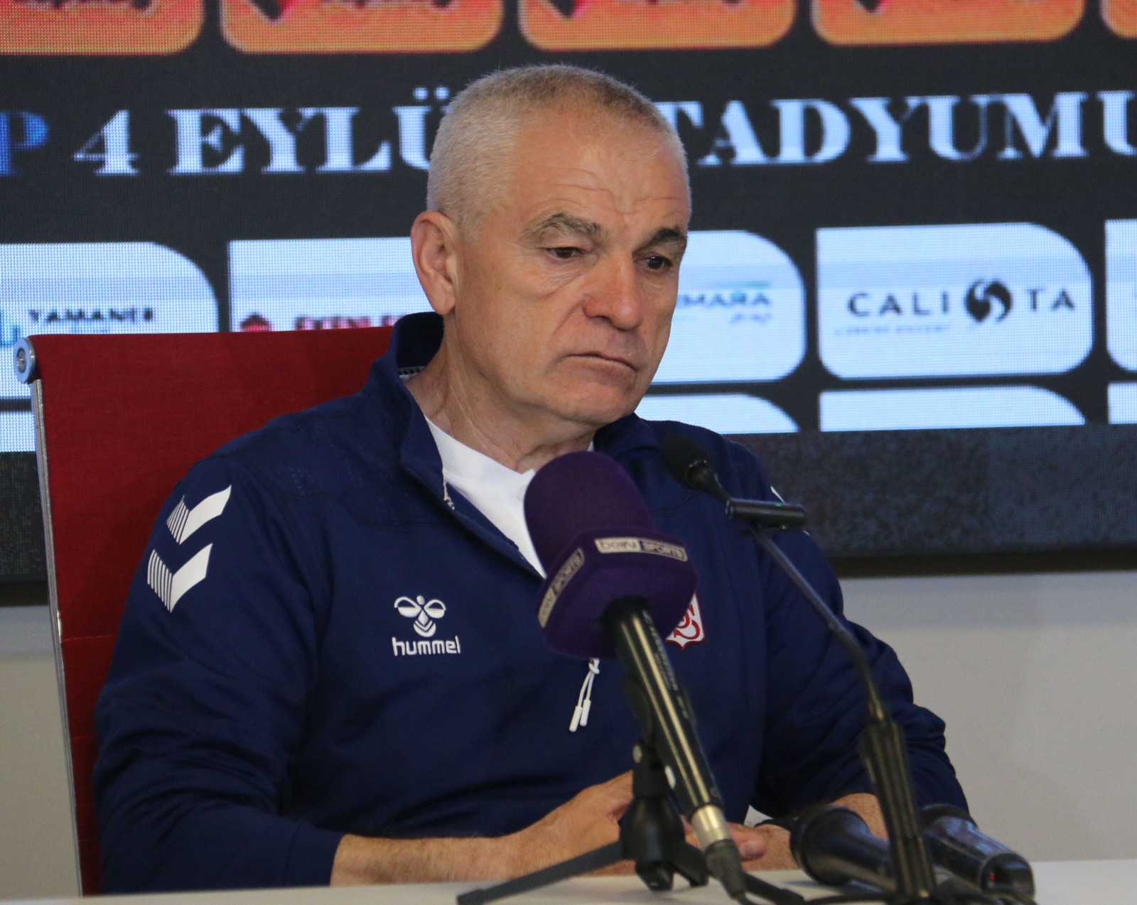 Sivasspor Teknik Direktörü Rıza Çalımbay: Kazanmamız gereken bir maçtı