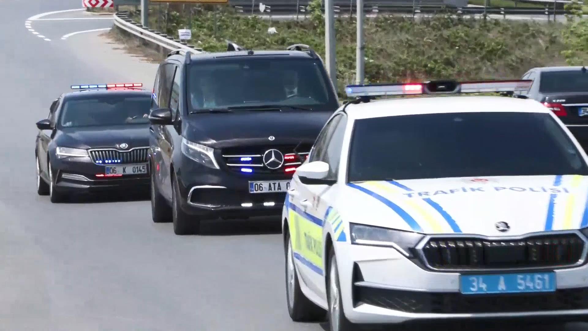 Özgür Özel Silivri'de Ekrem İmamoğlu'nu ziyaret ediyor