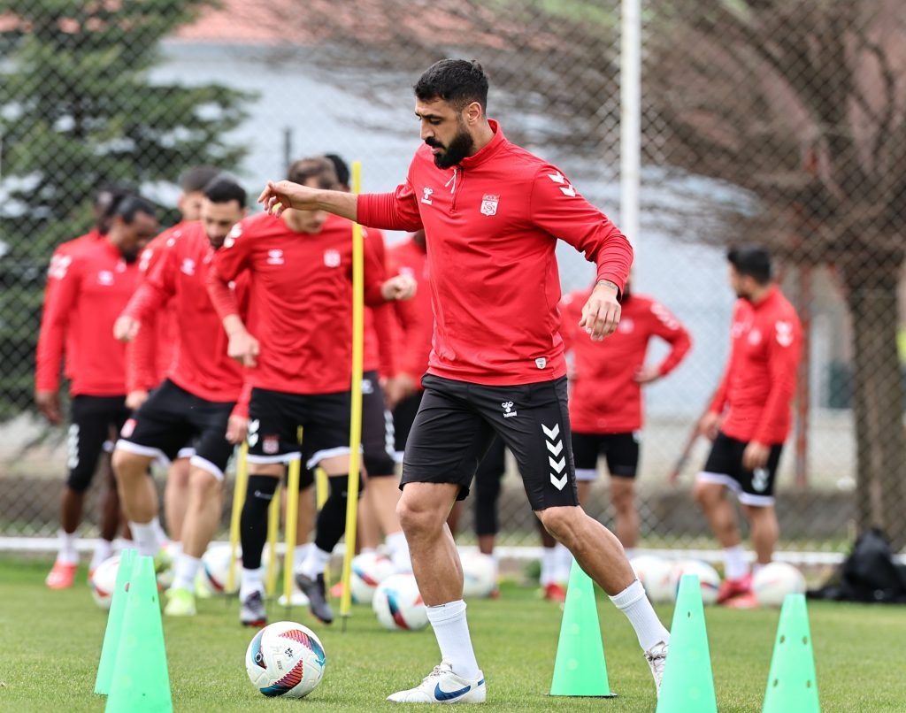 Yiğidolar Galatasaray Mesaisinde!