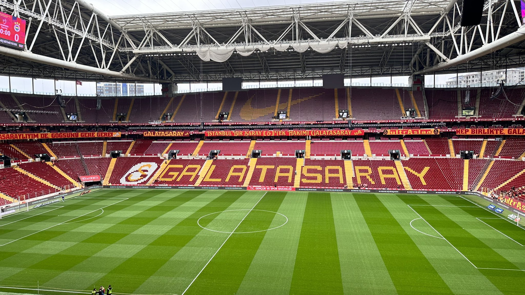 Galatasaray-Sivas Maçında Misafir Tribün Bin 100 TL