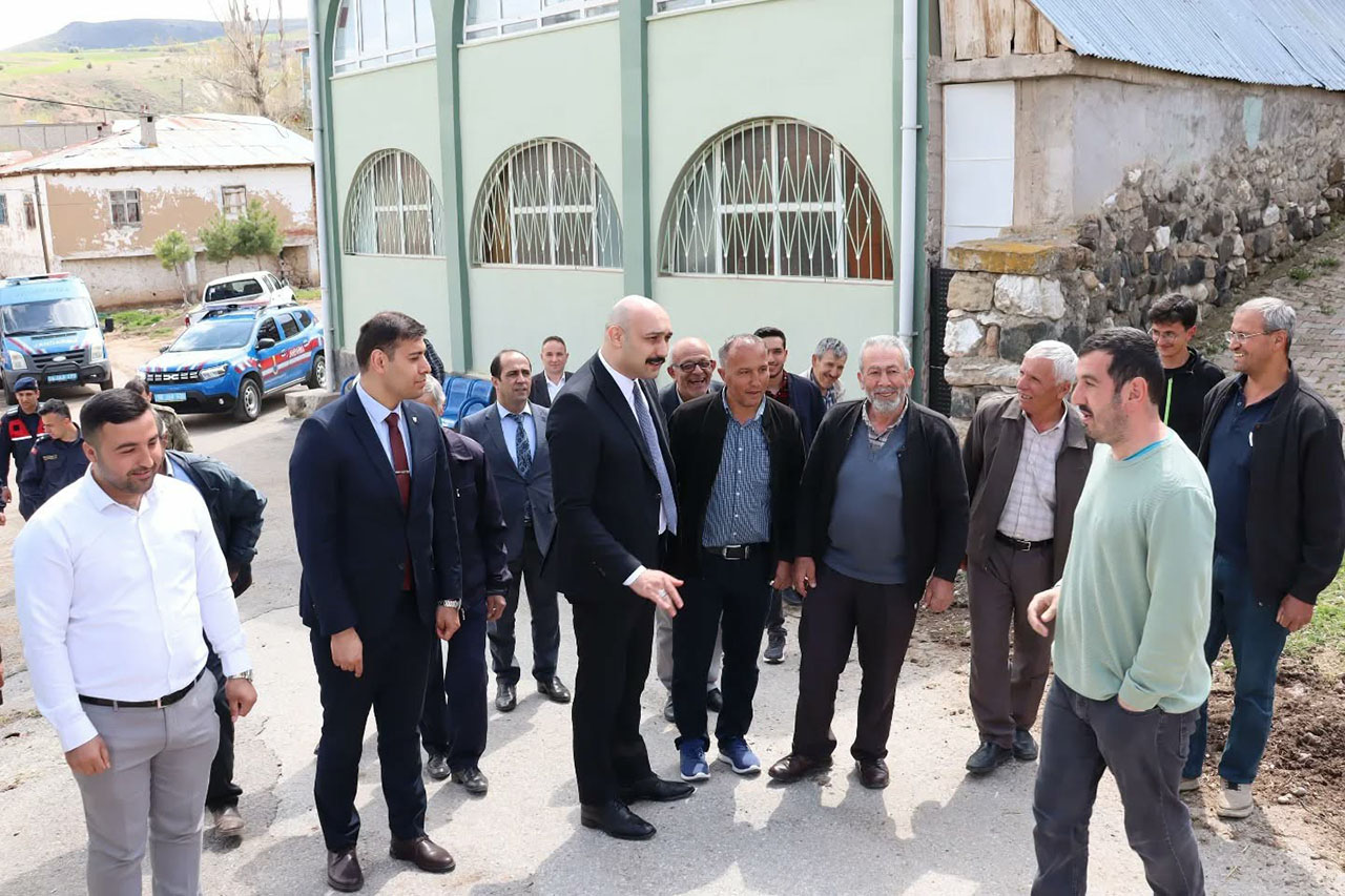 Şarkışla'da Kaymakam Öztürk'ten köylere ziyaret