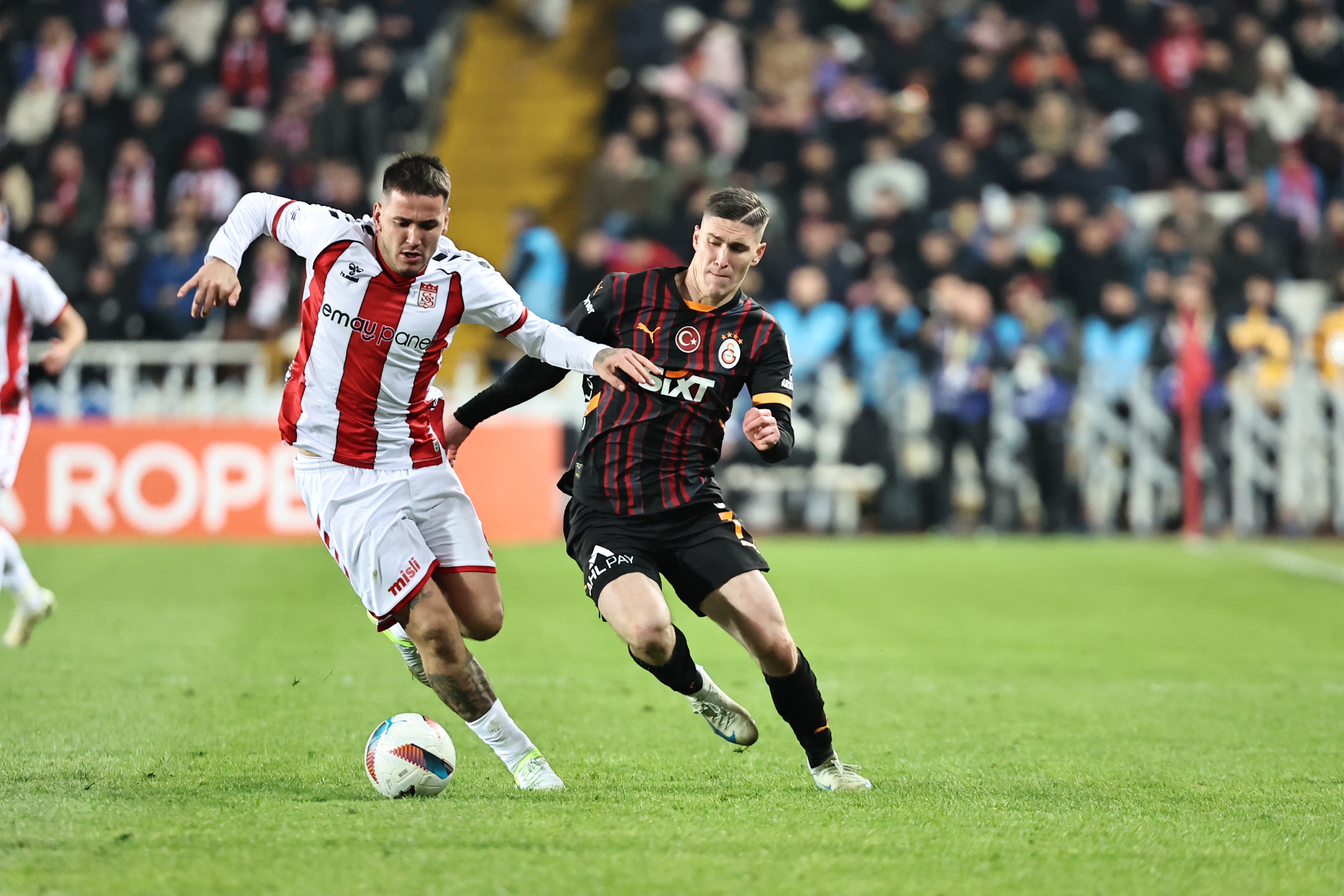 Rams Park’ta kritik maç!