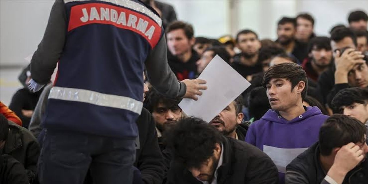Sivas'ta 25 düzensiz göçmen yakalandı