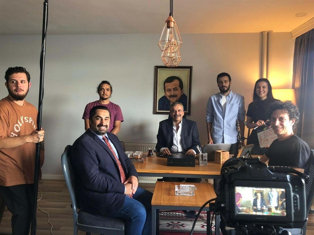 Sırrı Süreyya Önder, rol aldığı filmi izleyemedi