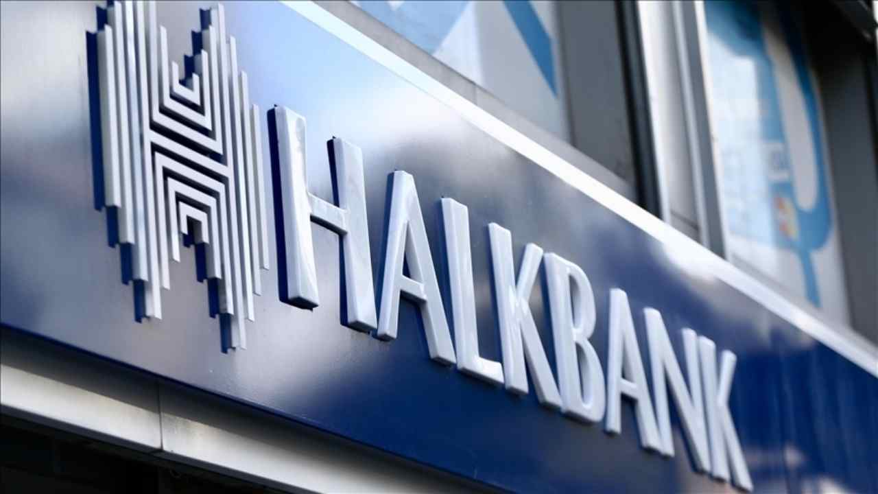 Halkbank müjdeyi duyurdu! Faizsiz 750 bin lira kredi fırsatı başladı