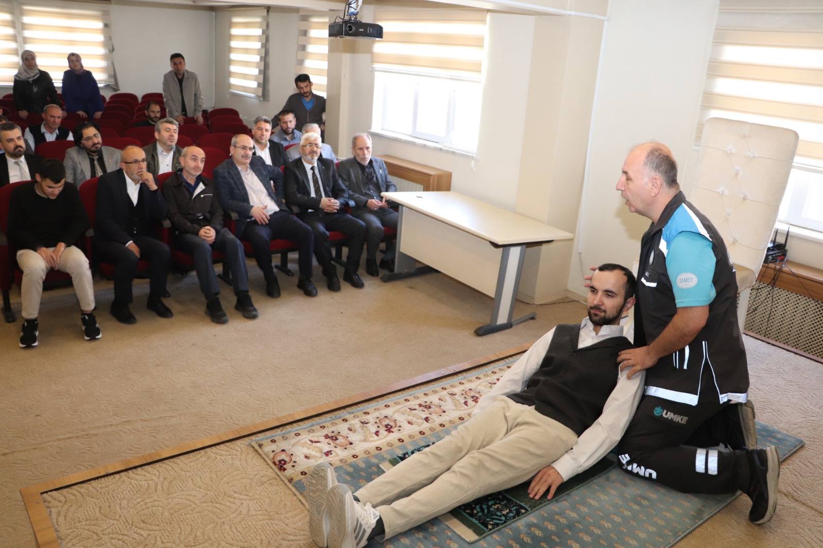 Sivas'ta din personeline ilk yardım eğitimi