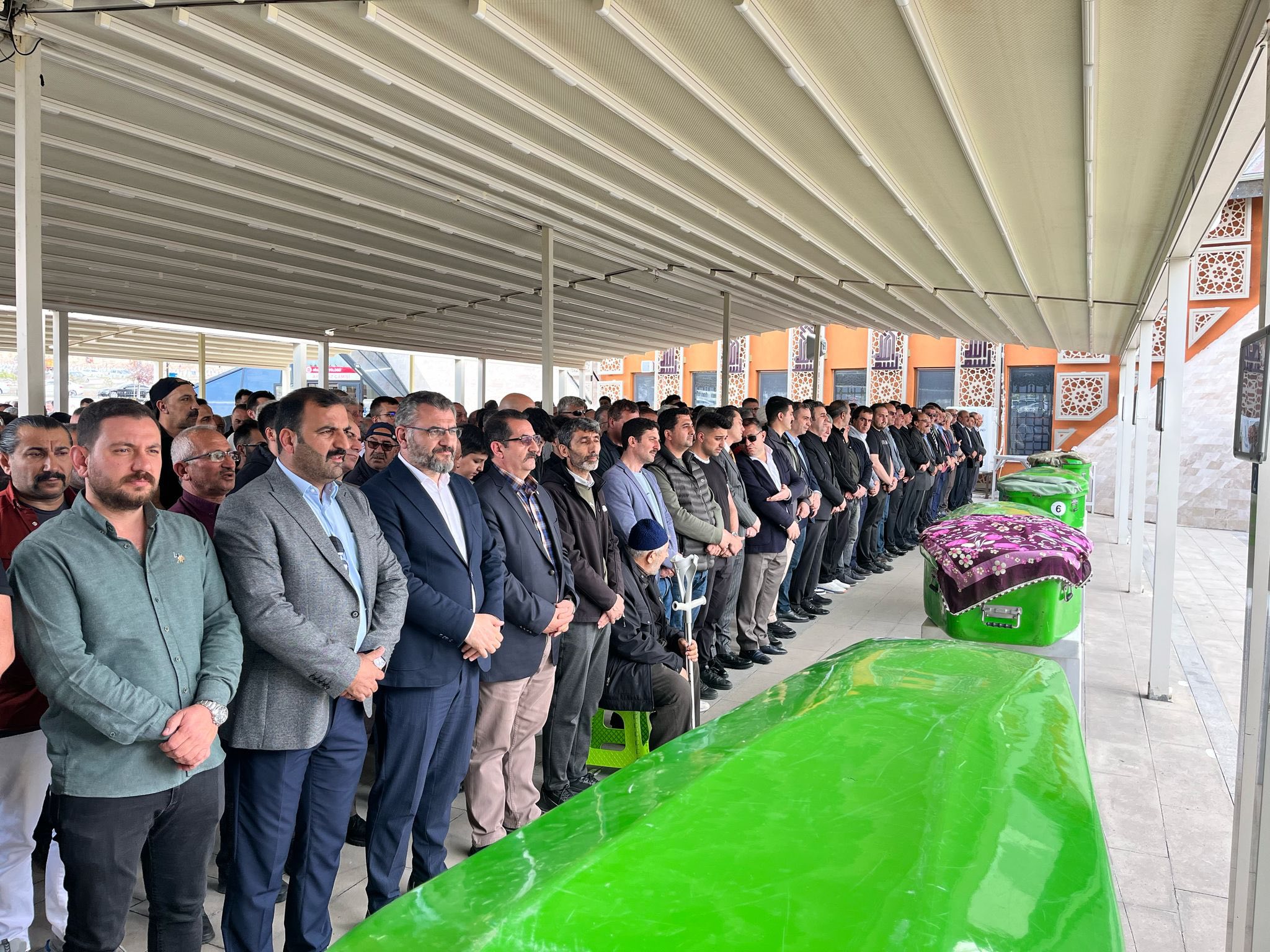 Demirgil’in annesi toprağa verildi