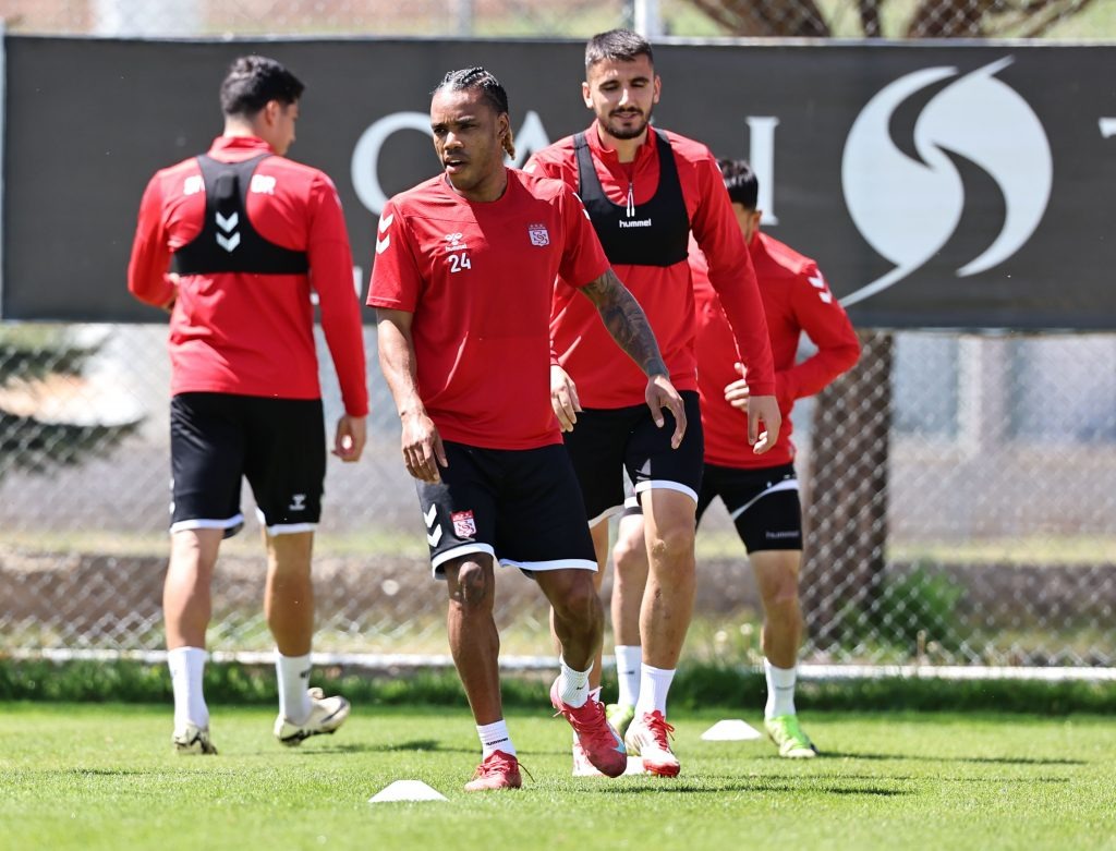 Sivasspor, Bodrum Maçı Hazırlıklarını Sürdürüyor