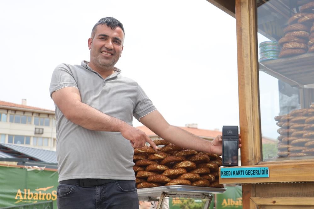 POS cihazı Sivas'ta seyyar tezgahlara da girdi