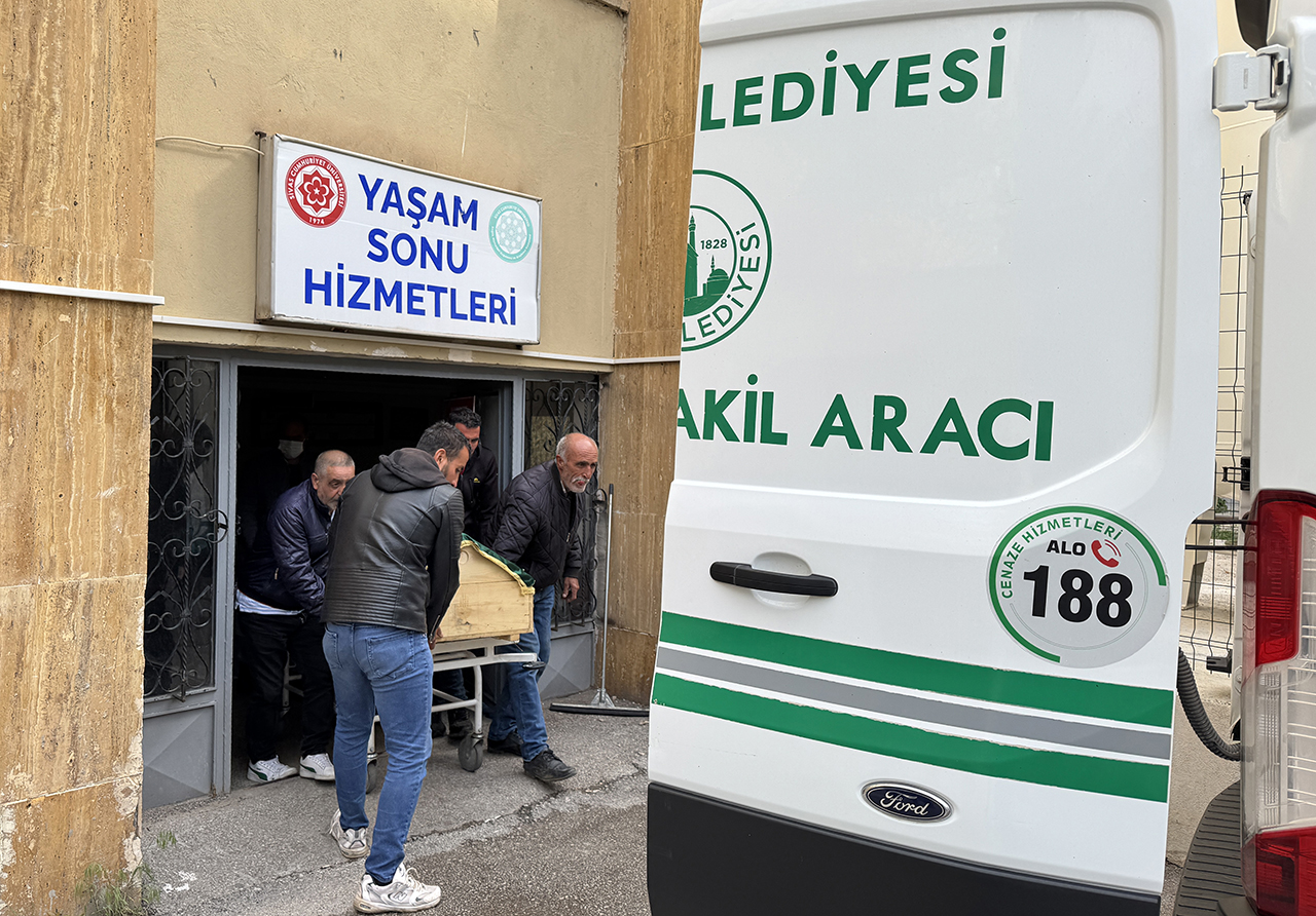 Kene kabusu geri döndü! Sivas'ta bir kişi daha yaşamını yitirdi!
