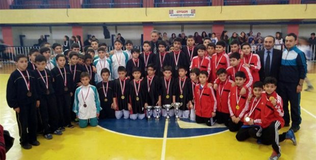 POTANIN ŞAMPİYONU SELÇUK ORTAOKULU