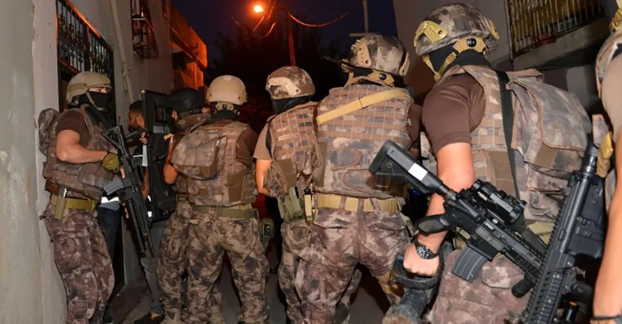 Sivas'ta DEAŞ'a finans sağlayanlar yakalandı!