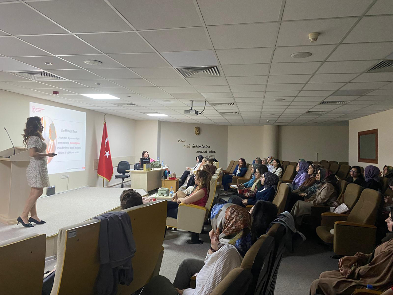 Sivas’ta “Ebeliği Güçlendirme Eğitimleri” Devam Ediyor