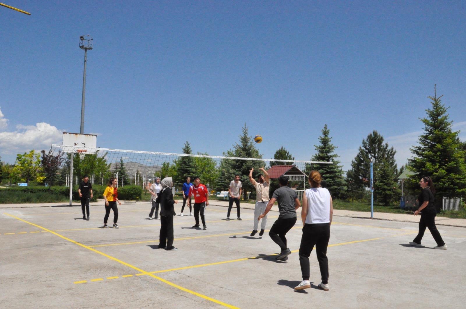 Gemerek'te öğrenci şenliği düzenlendi