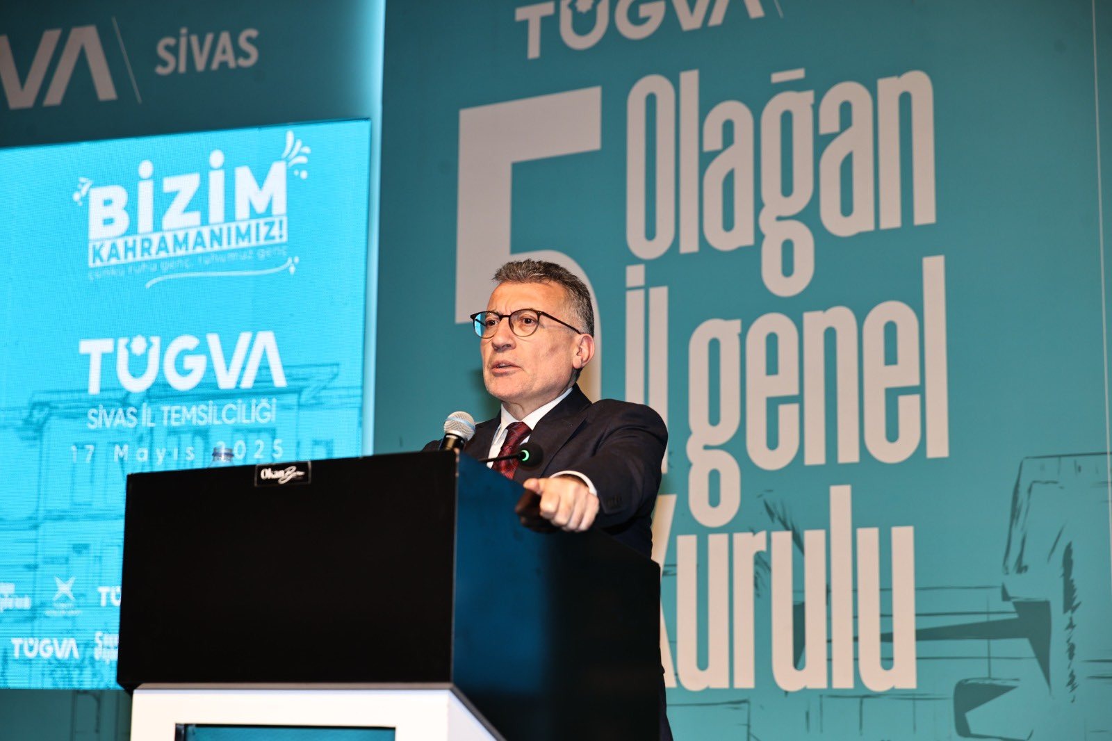 AK Parti yeniden 