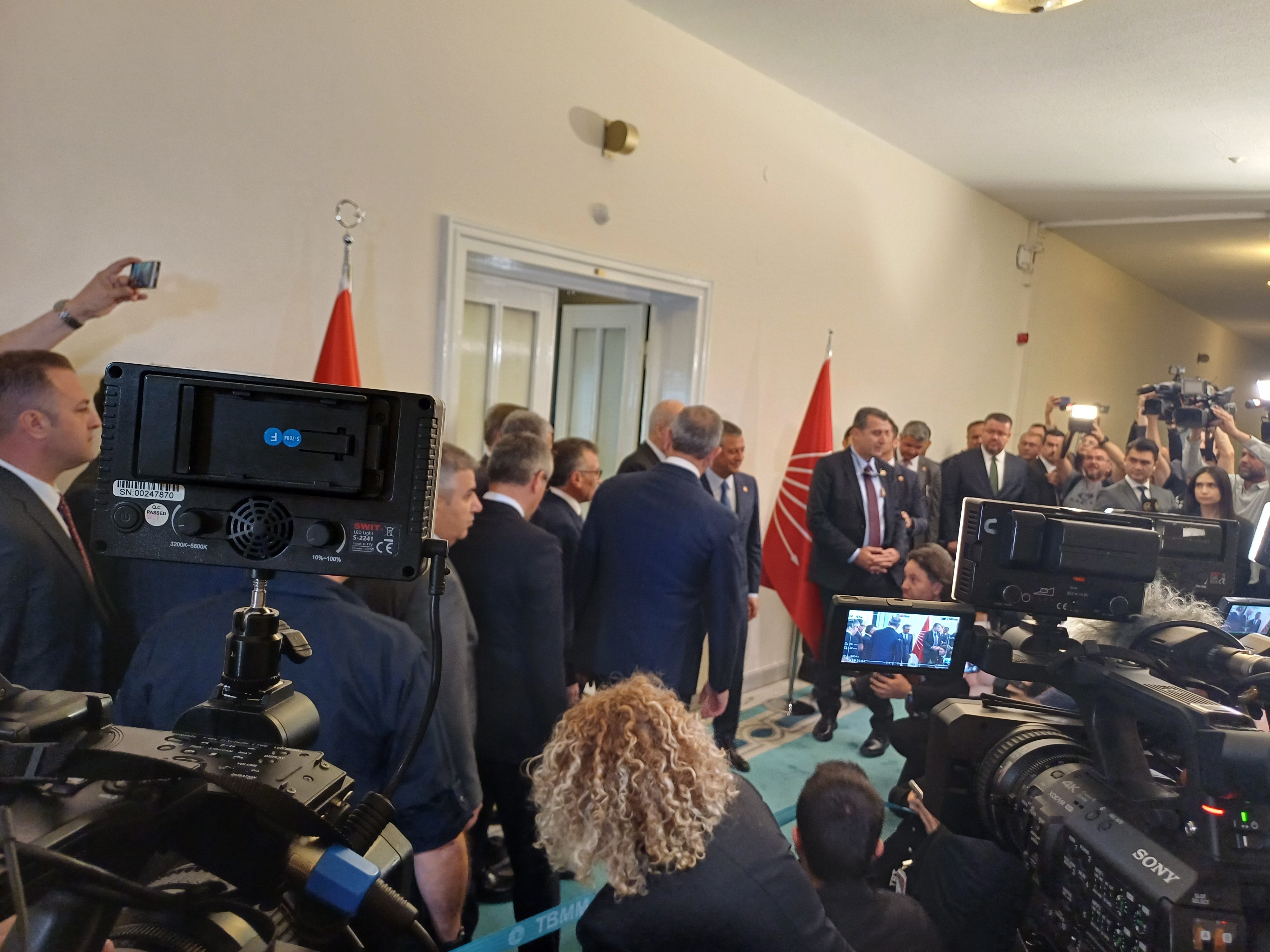 TBMM Başkanı Kurtulmuş CHP'yi ziyaret etti