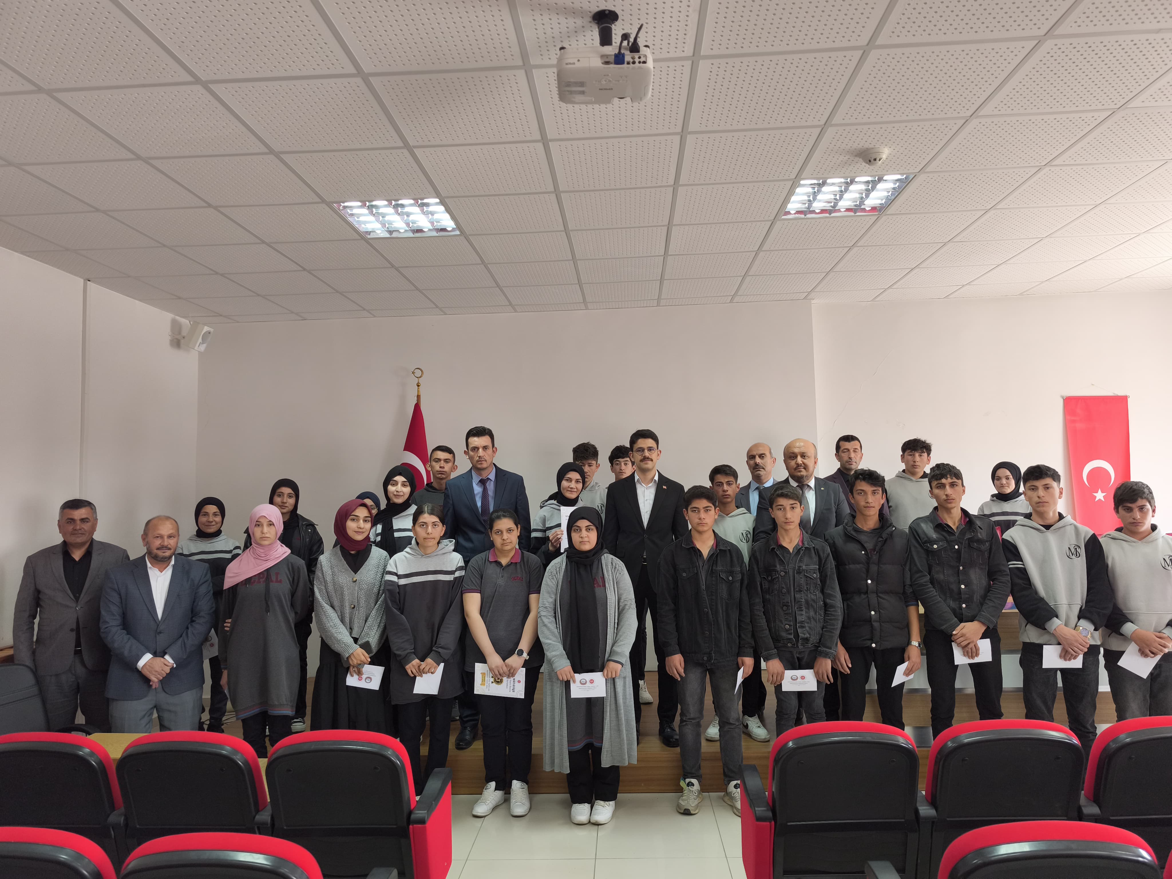 Umre ödüllü yarışmada dereceye girenler belli oldu