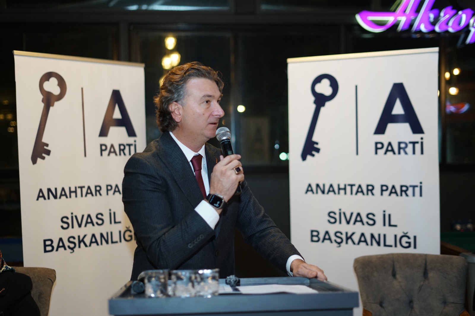 Düzensiz Göç, Milletin Meselesidir