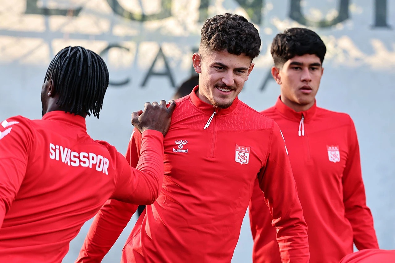 Emirhan Başyiğit: 'Sivasspor'u Hak Ettiği Yere Taşıyacağız'