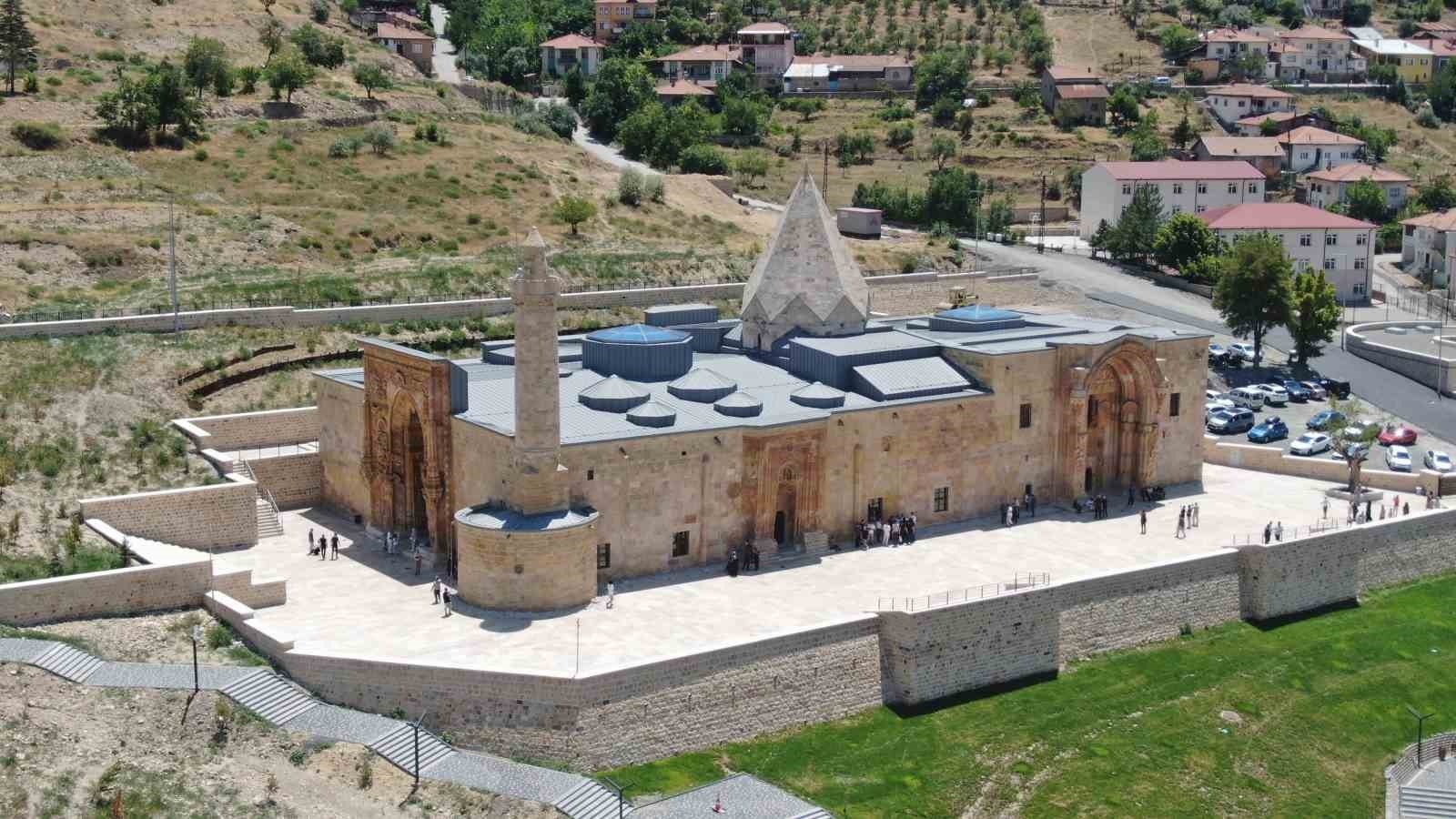 Sivas'ta Bulunuyor... Dünyada Eşi Benzeri Yok