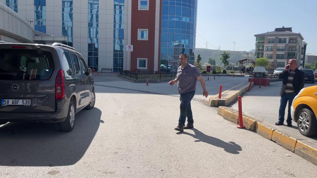 Sivas'ta acemi kasaplar kendini yaraladı