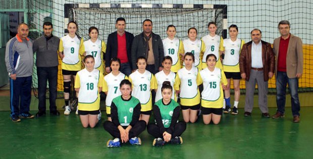 RAKİP TANIMIYORLAR