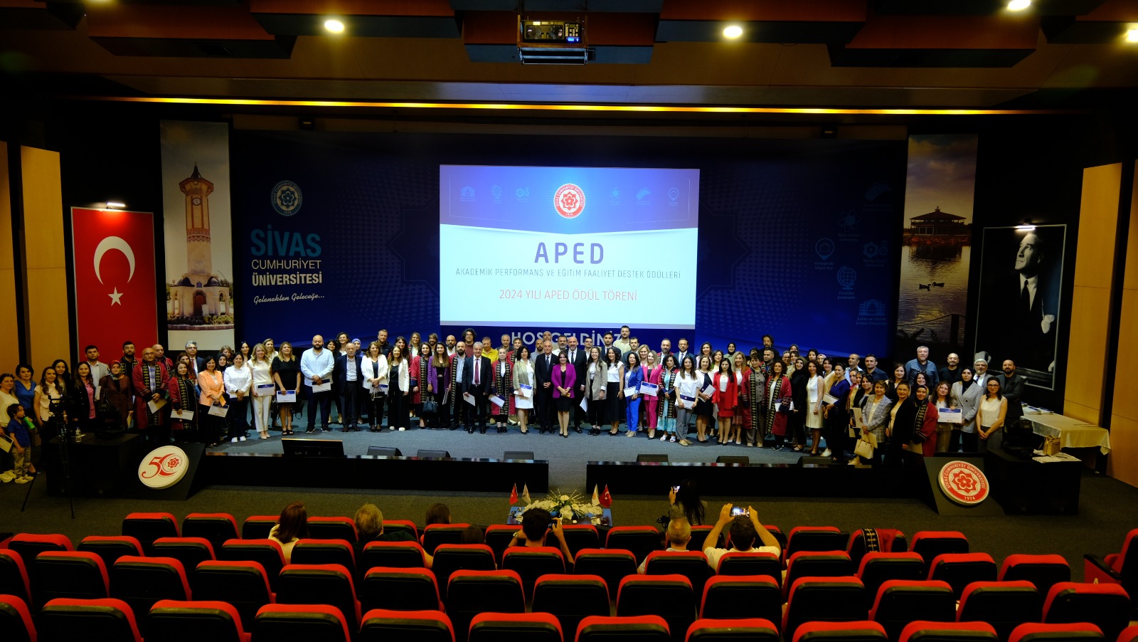 SCÜ'de akademisyenlere teşvik ödülü
