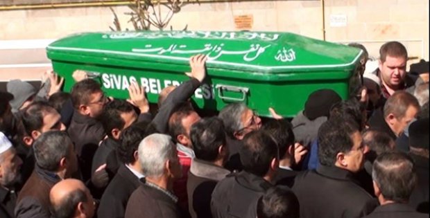 Sarılar Son Yolculuğuna Uğurlandı