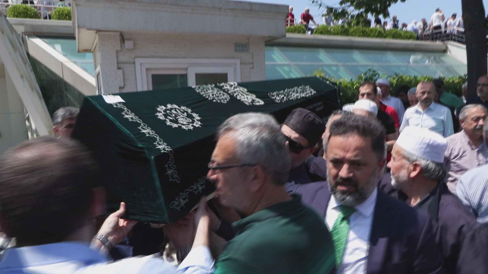 Oyuncu Hüseyin Goncagül son yolculuğuna uğurlandı