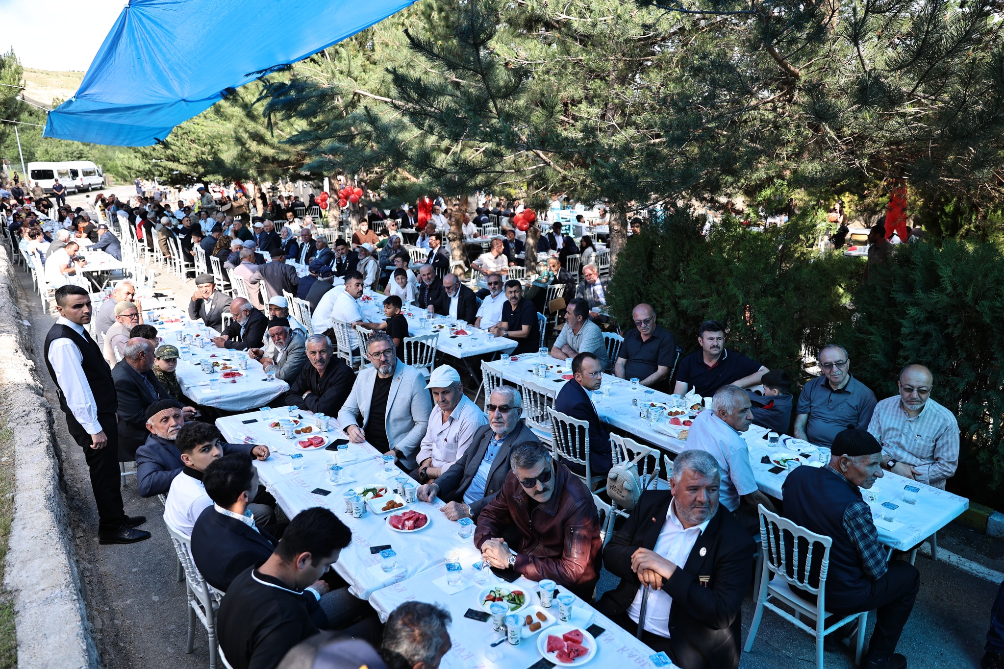 Sivas'ta Jandarma'dan Şehit Ailelerine Babalar Günü'nde Vefa Buluşması