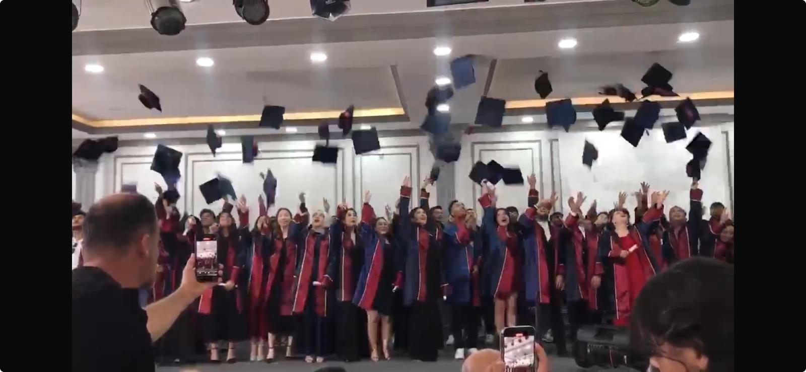 SCÜ'de mezuniyet heyecanı