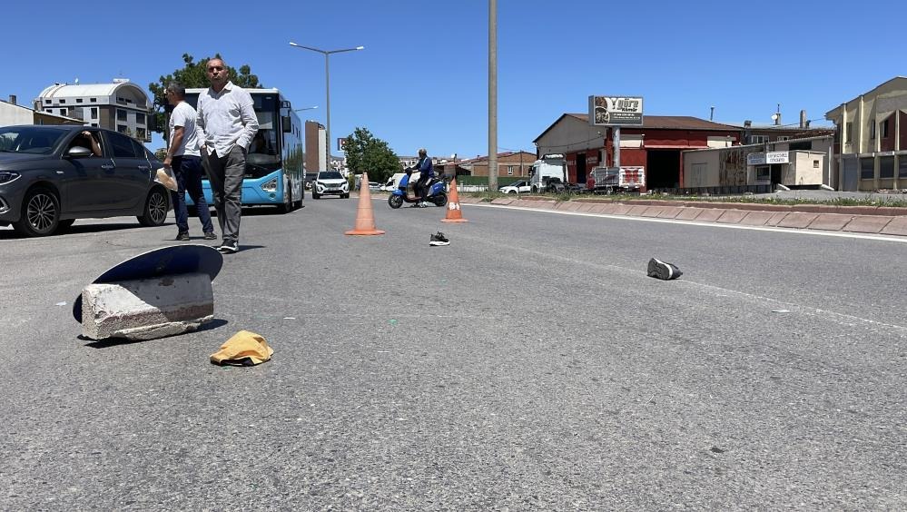 Sivas'ta kamyonetin çarptığı yaya hayatını kaybetti!