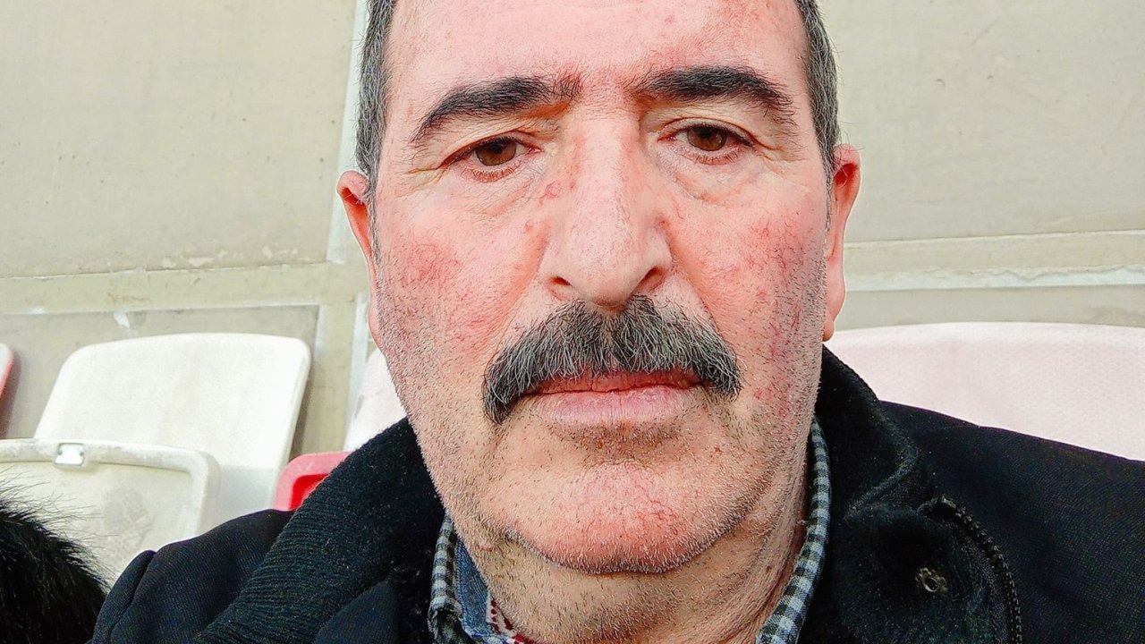 Sivas'ta şarampole devrilen kepçenin operatörü öldü