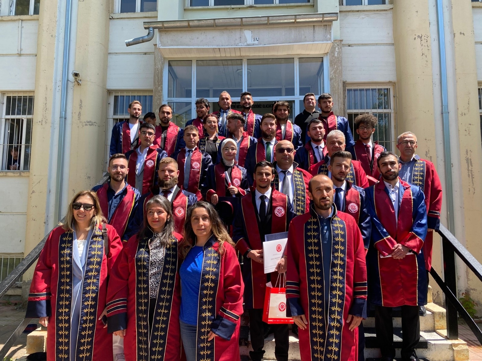 Mühendisler kep attı
