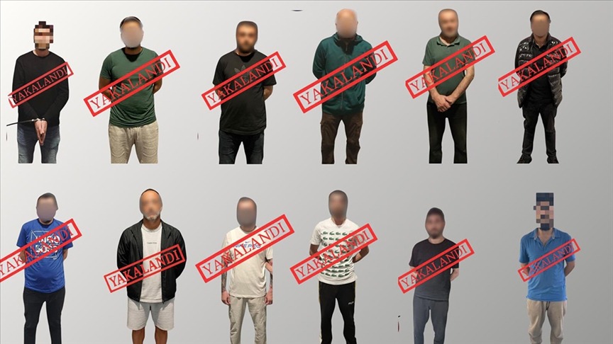 Kırmızı bültenle aranan 12 kişi Türkiye'ye getirildi