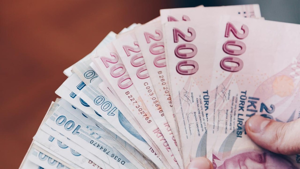 Asgari ücretlinin gözü bu haberde! Zam yapılacak mı?