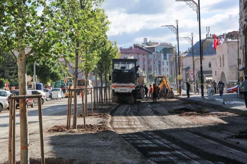 Sivaslılar Bu Bölgede Yol Çalışması Var! Hızınızı Düşürün