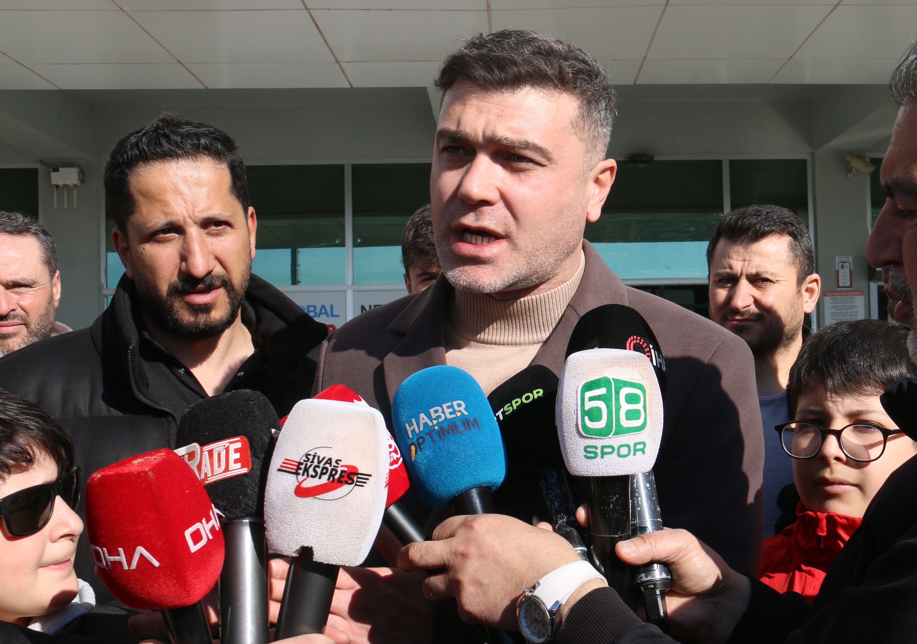 Mustafa Kurbanoğlu’ndan yeni yönetime destek!