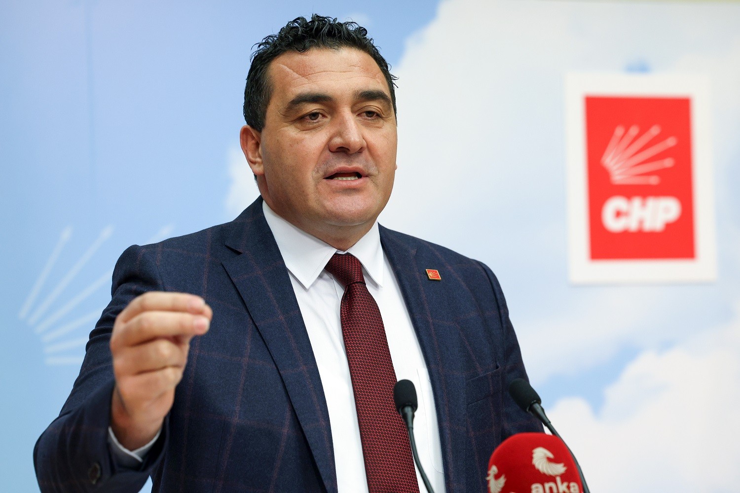 Ulaş Karasu: 