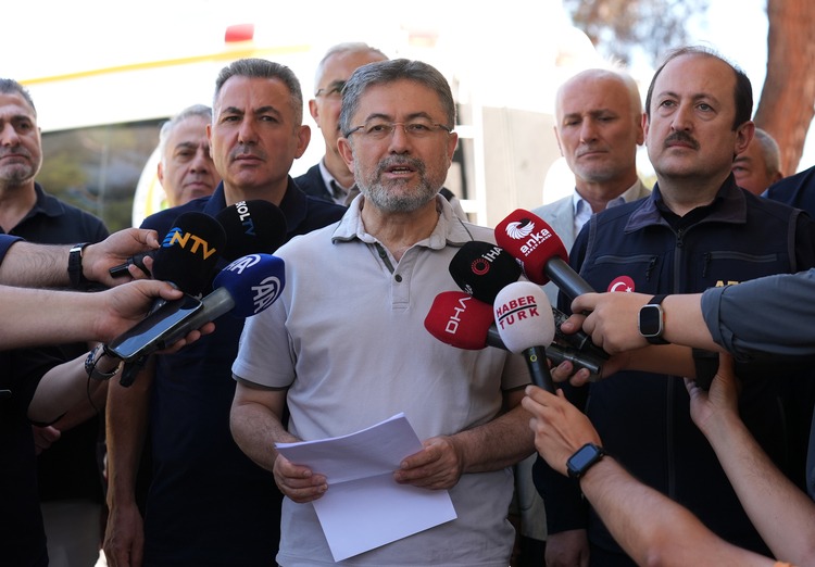 Bakan Yumaklı orman yangınlarına ilişkin son verileri paylaştı