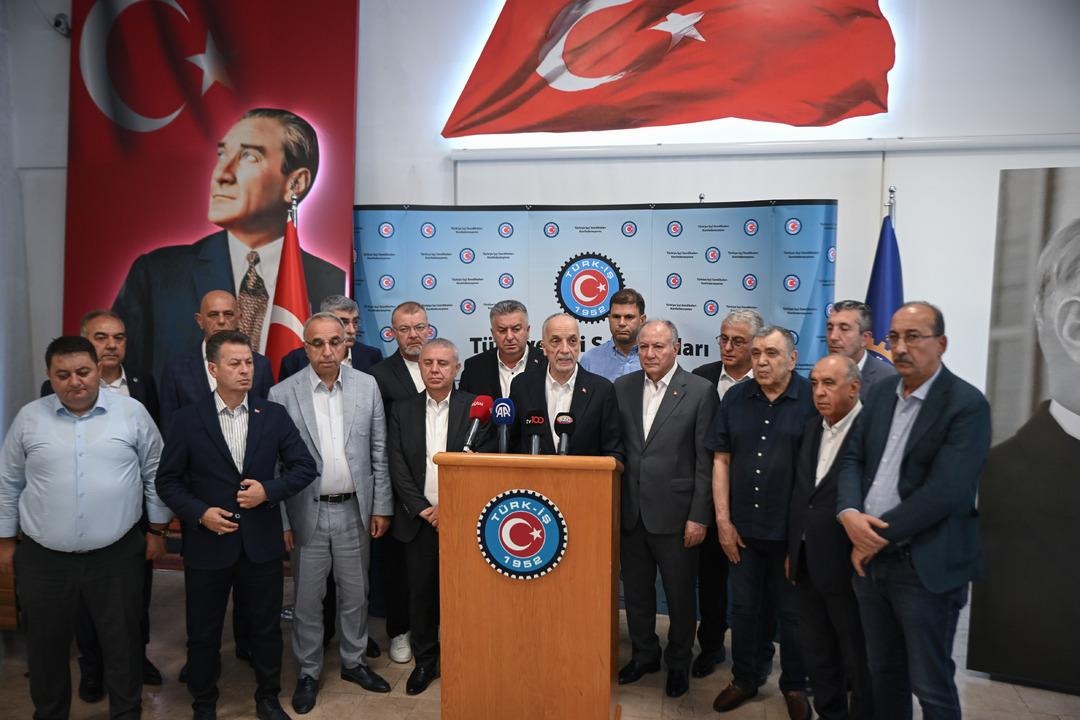 TÜRK-İŞ, 