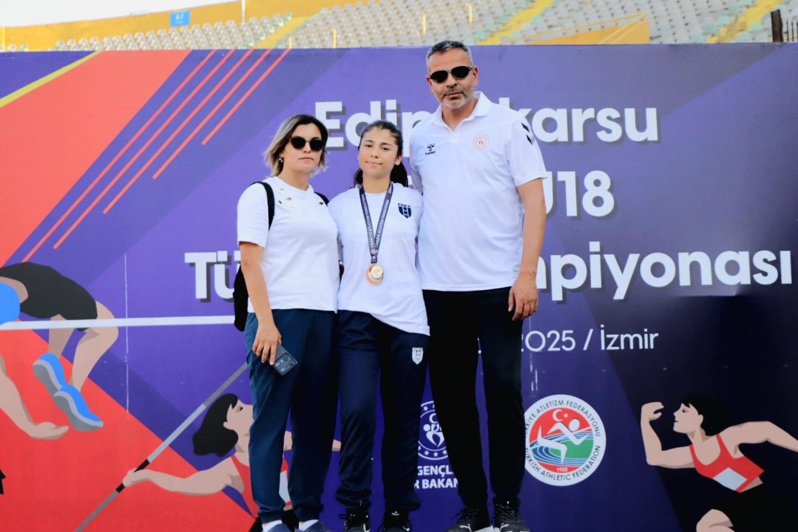 Sivaslı Melek Türkiye ikincisi oldu!