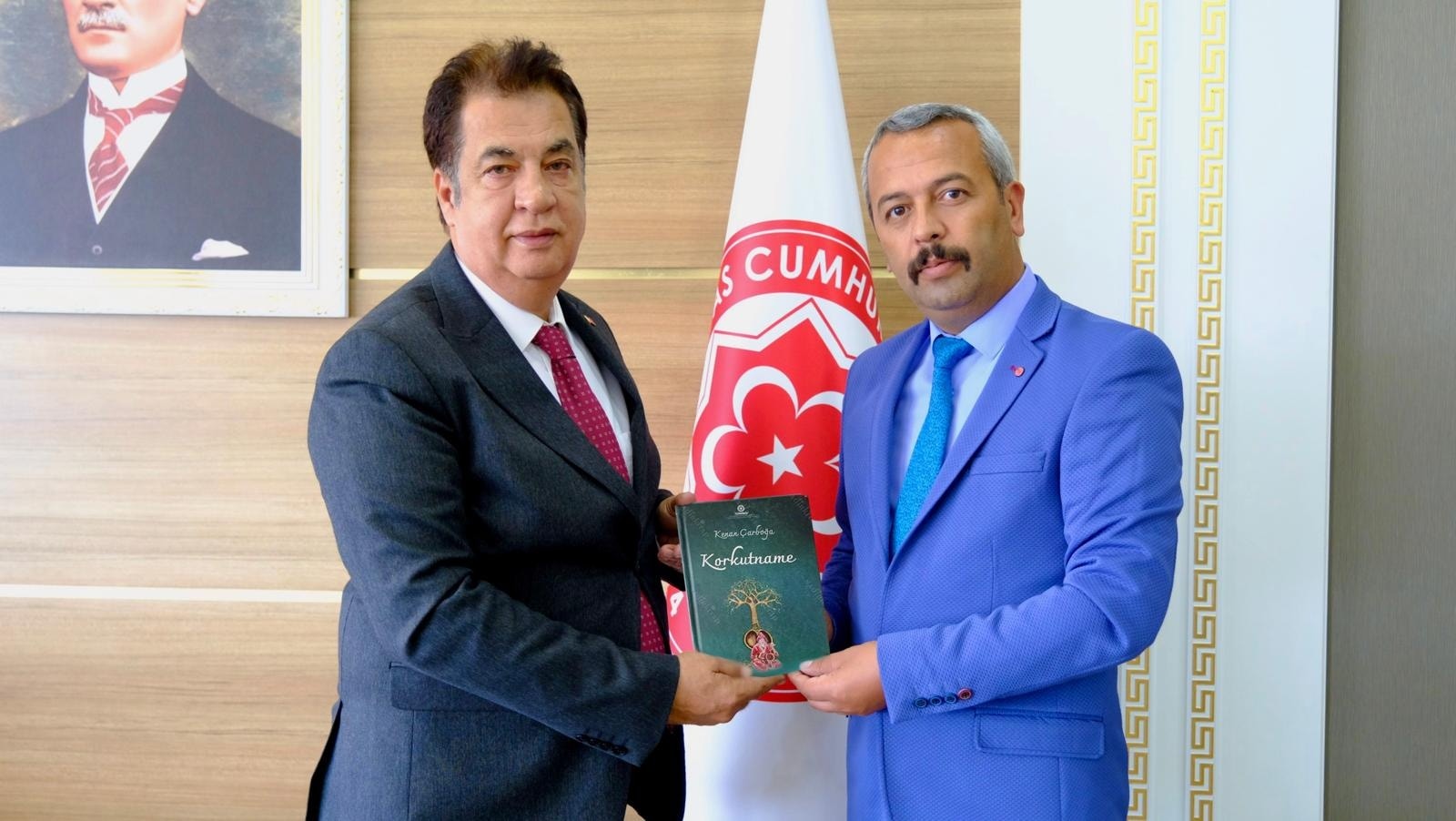 Kitabın önsözünü Erdoğan yazdı