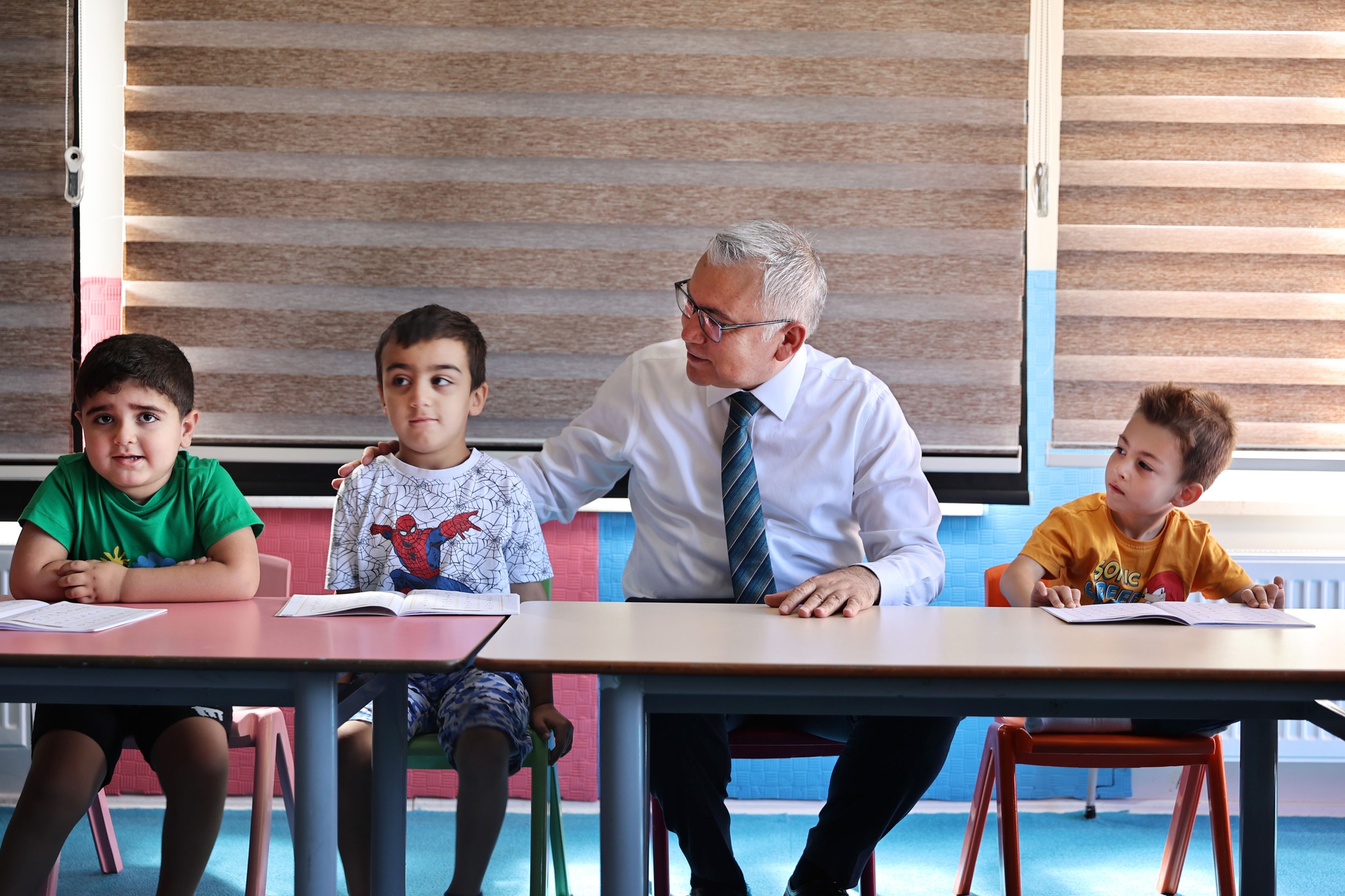 Vali Şimşek, yaz kurslarını ziyaret etti!