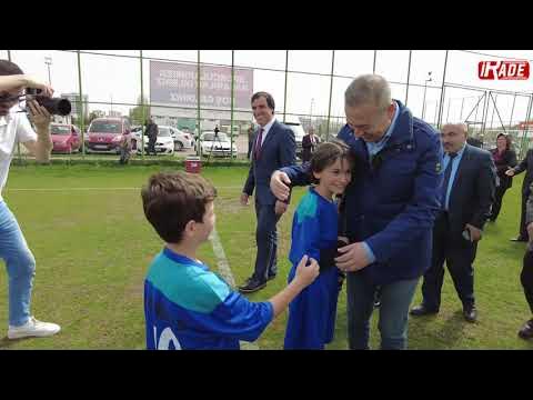 Sivas'ta İlkokullar Arası Futbol Turnuvası Başladı