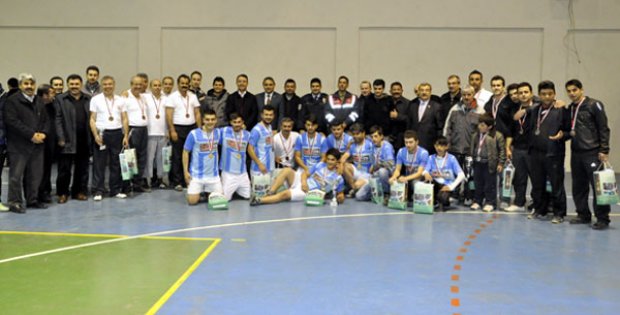 Gürün´de Voleybol Turnuvası Düzenlendi