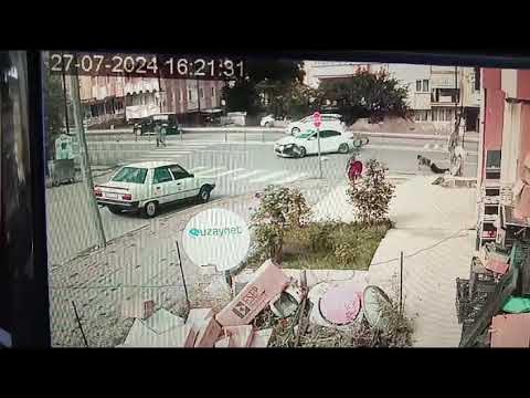 Sivas'ta O Cadde'de Sürekli Kaza Oluyor! Yine Oldu...