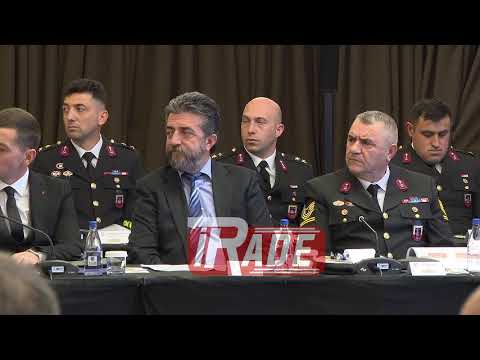Bakan Yerlikaya Sivas'ta! Güvenlik Toplantısına Katıldı