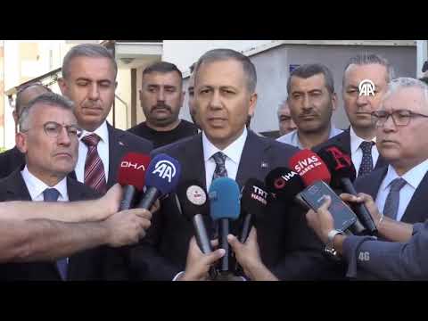 Bakan Yerlikaya Şehit Polis Memuru Şeyda Yılmaz'ın Ailesini Ziyaret Etti